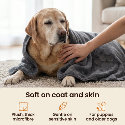 Soft on coat and skin – plush thick microfibre, gentle on sensitive skin, for puppies and older dogs